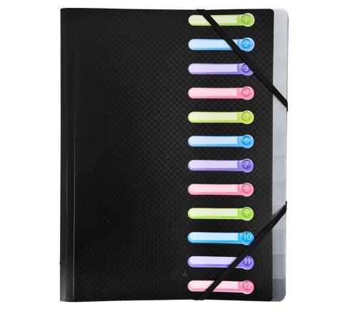 Trieur muni de 3 rabats en 3e de couverture, permettant le rangement de documents.
Fermeture par élastiques pour un transport sécuris